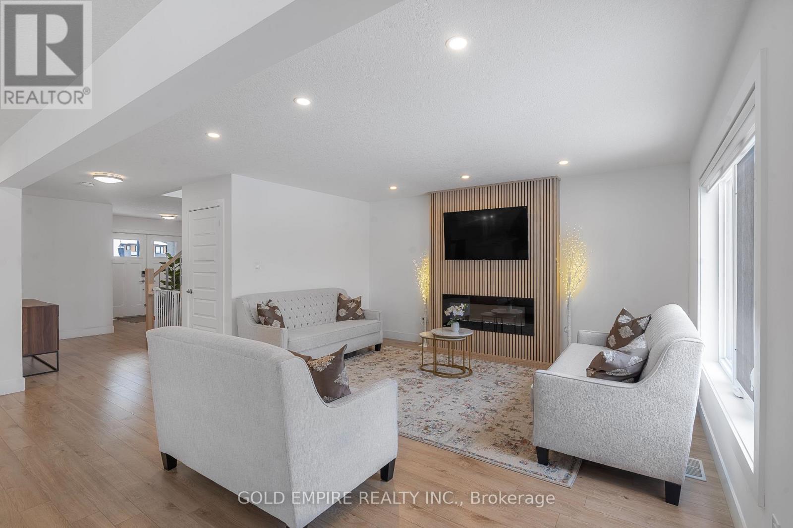 12 Rea Court, Southwold, Ontario  N6L 1M1 - Photo 13 - X12878898