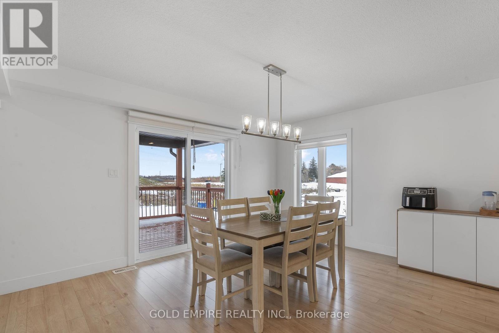 12 Rea Court, Southwold, Ontario  N6L 1M1 - Photo 19 - X12878898