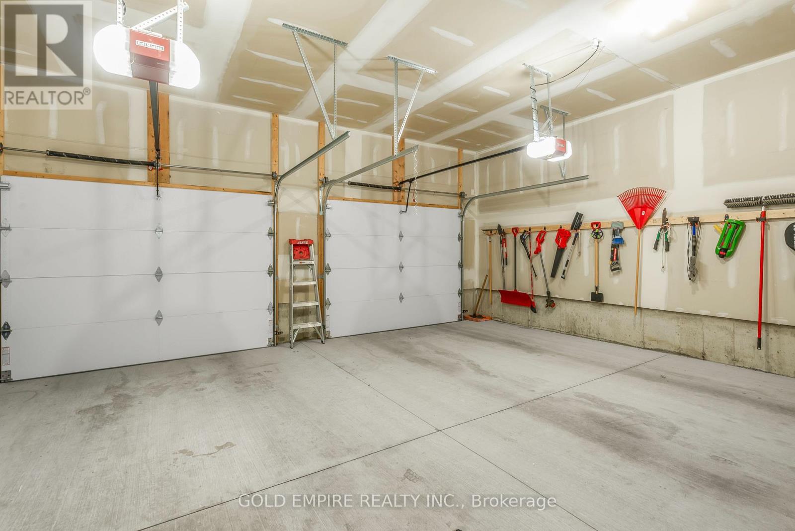 12 Rea Court, Southwold, Ontario  N6L 1M1 - Photo 23 - X12878898