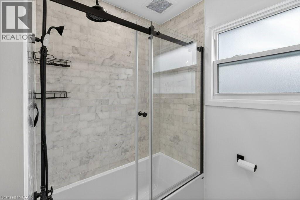 31 Dunning Court, Dundas, Ontario  L9H 4K8 - Photo 25 - 40811160