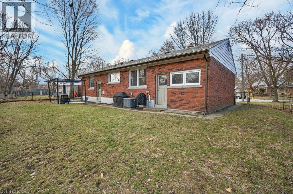 31 Dunning Court, Dundas, Ontario  L9H 4K8 - Photo 38 - 40811160