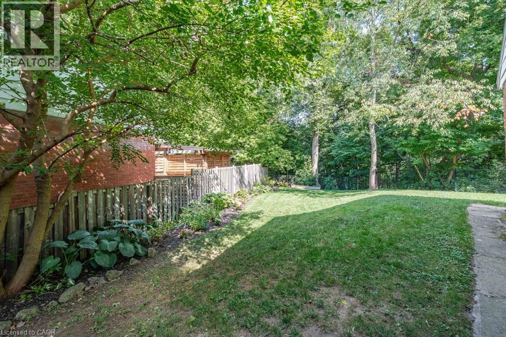 31 Dunning Court, Dundas, Ontario  L9H 4K8 - Photo 40 - 40811160