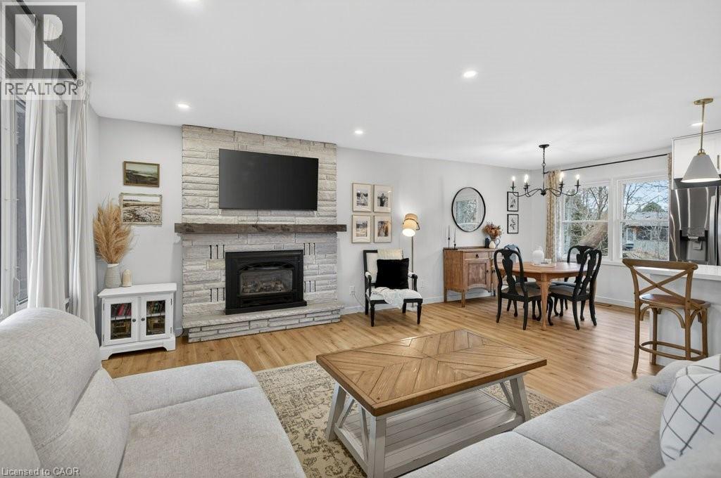 31 Dunning Court, Dundas, Ontario  L9H 4K8 - Photo 6 - 40811160