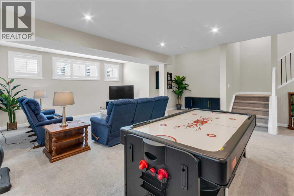 61 Cranbrook Rise Se, Calgary, Alberta  T3M 1W7 - Photo 30 - A2291425