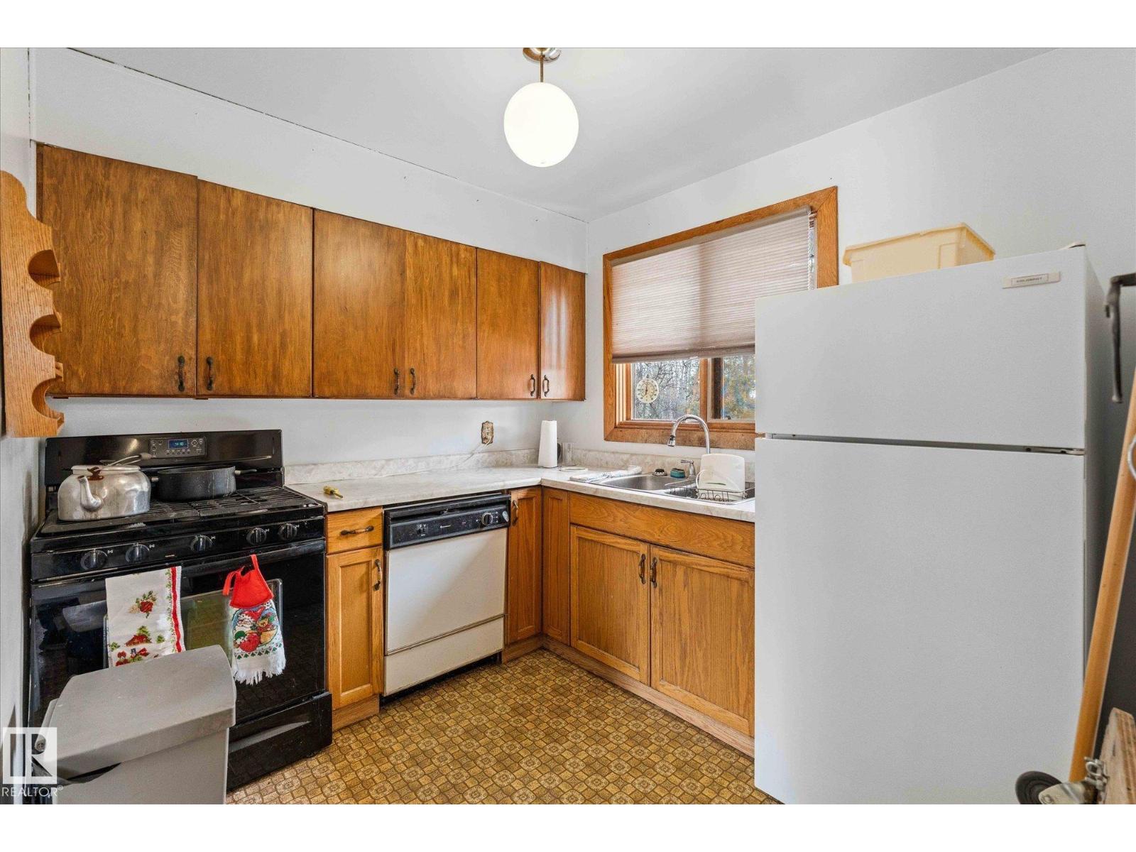 Unknown Address, ,     - Photo 35 - E4477227