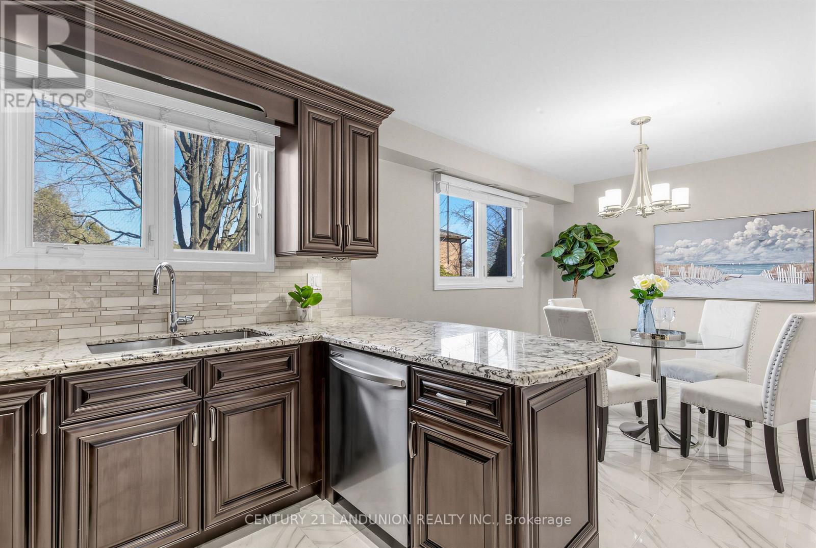 180 Willowbrook Road, Markham, Ontario  L3T 5P6 - Photo 17 - N12878864