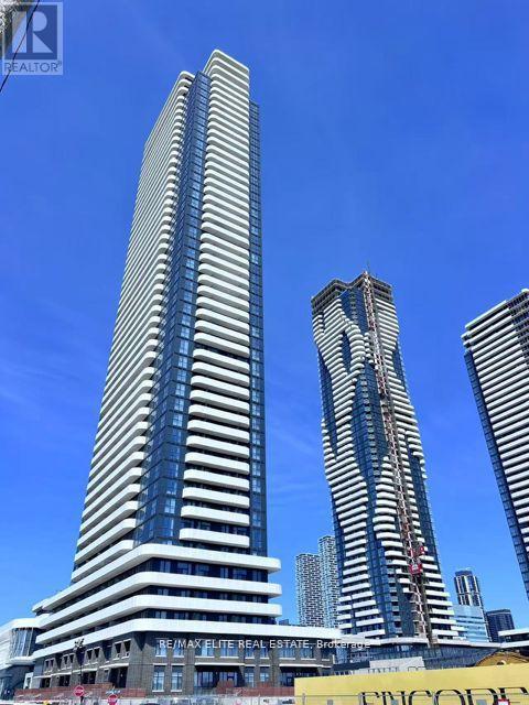 1705 - 225 Commerce Street, Vaughan, Ontario  L4K 5Z7 - Photo 11 - N12878884