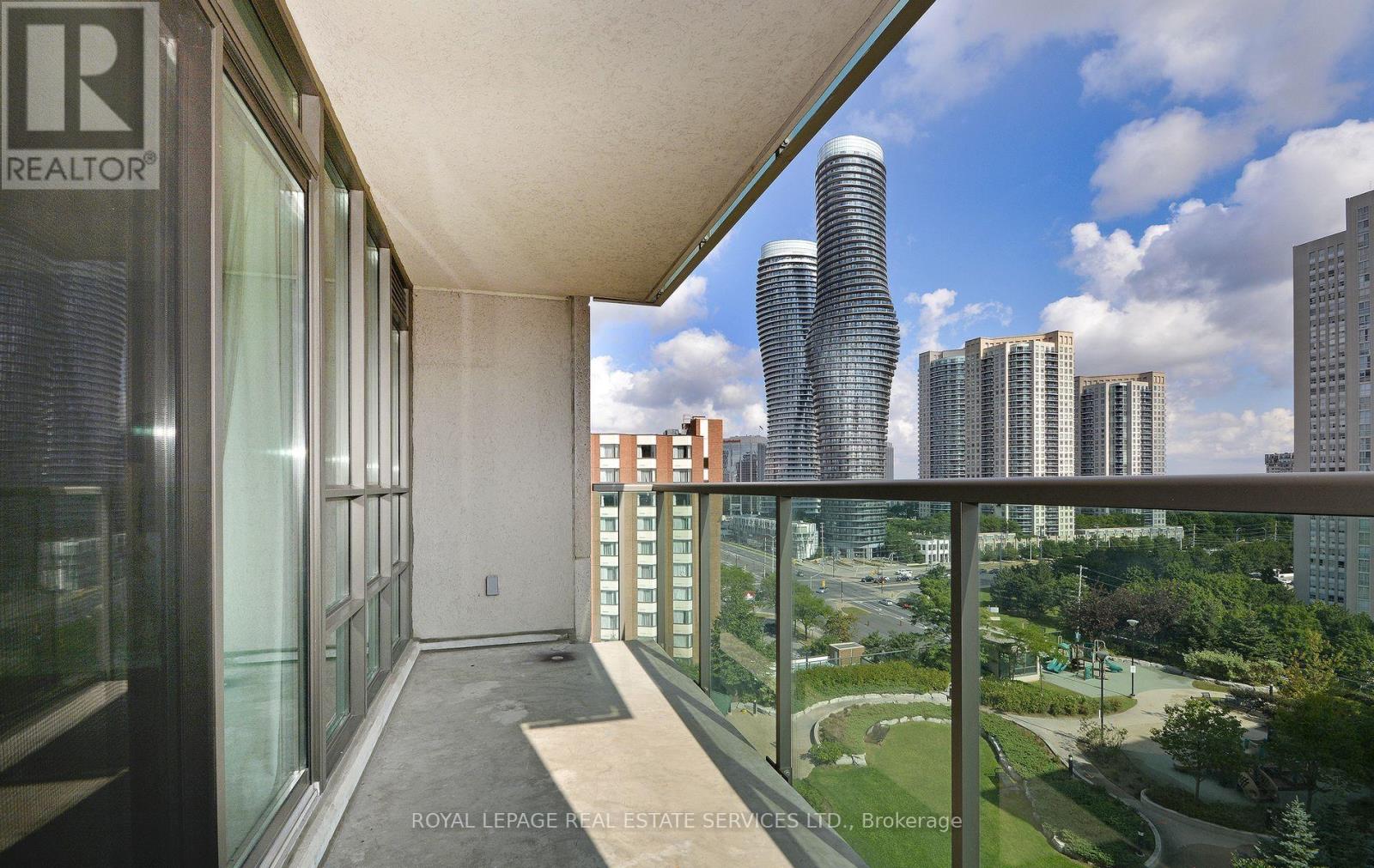 1201 - 208 Enfield Place, Mississauga, Ontario  L5B 0B8 - Photo 23 - W12878846