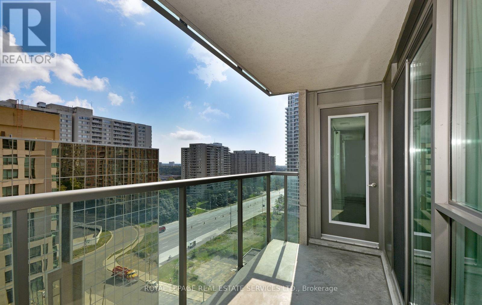 1201 - 208 Enfield Place, Mississauga, Ontario  L5B 0B8 - Photo 24 - W12878846