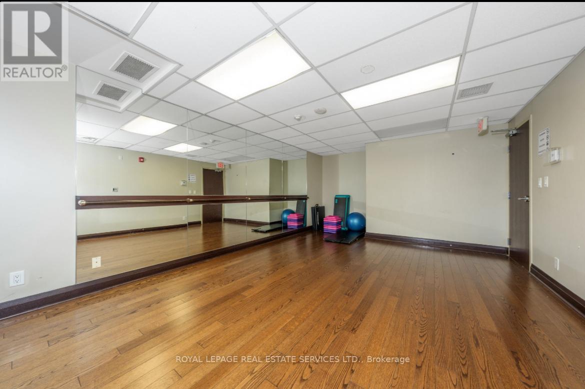 1201 - 208 Enfield Place, Mississauga, Ontario  L5B 0B8 - Photo 30 - W12878846