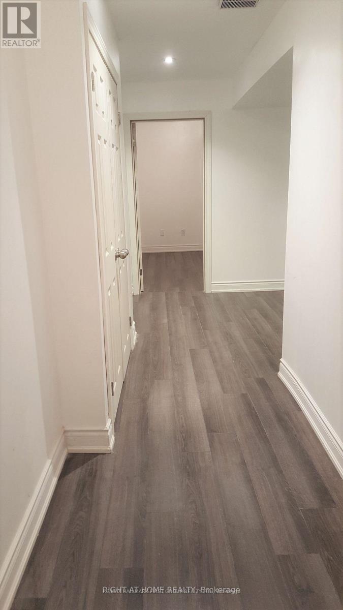 4 Elwin Road, Brampton, Ontario  L6X 0C4 - Photo 10 - W12878852