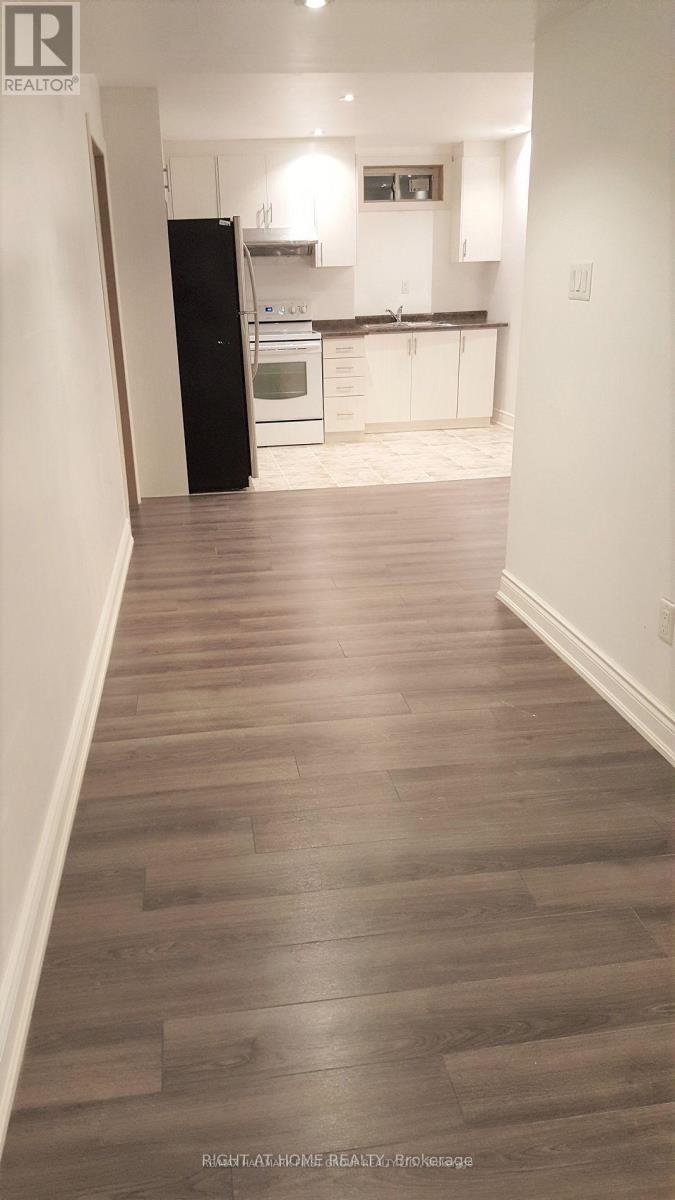 4 Elwin Road, Brampton, Ontario  L6X 0C4 - Photo 9 - W12878852