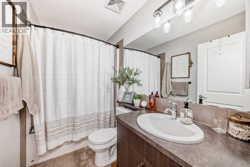 117 Sunset Common, Cochrane, Alberta  T4C 0M1 - Photo 30 - A2288267