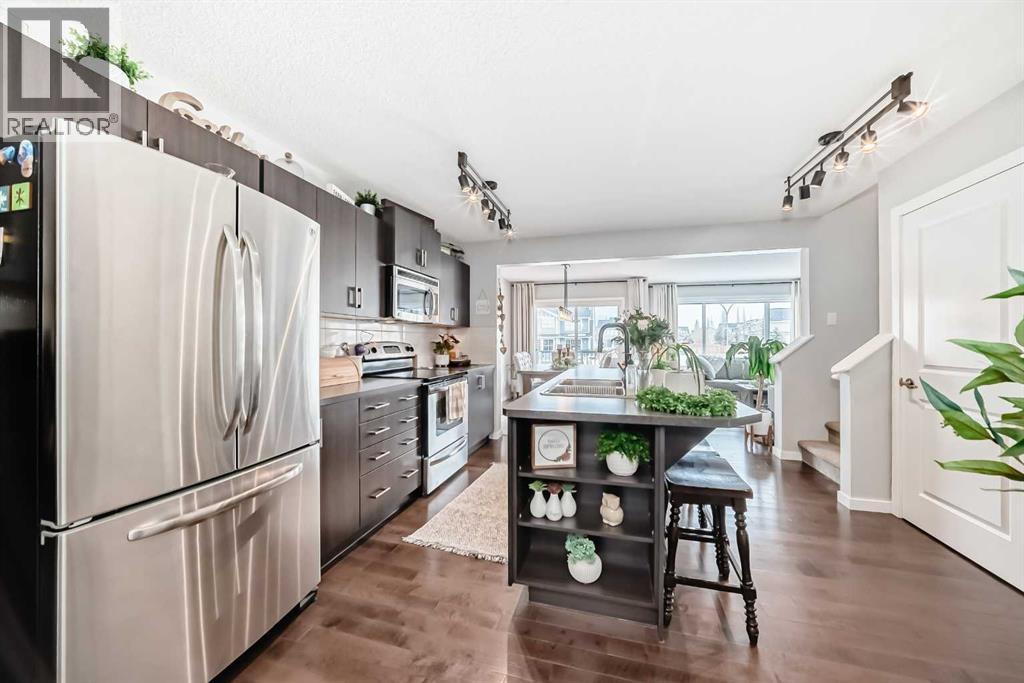 117 Sunset Common, Cochrane, Alberta  T4C 0M1 - Photo 10 - A2288267