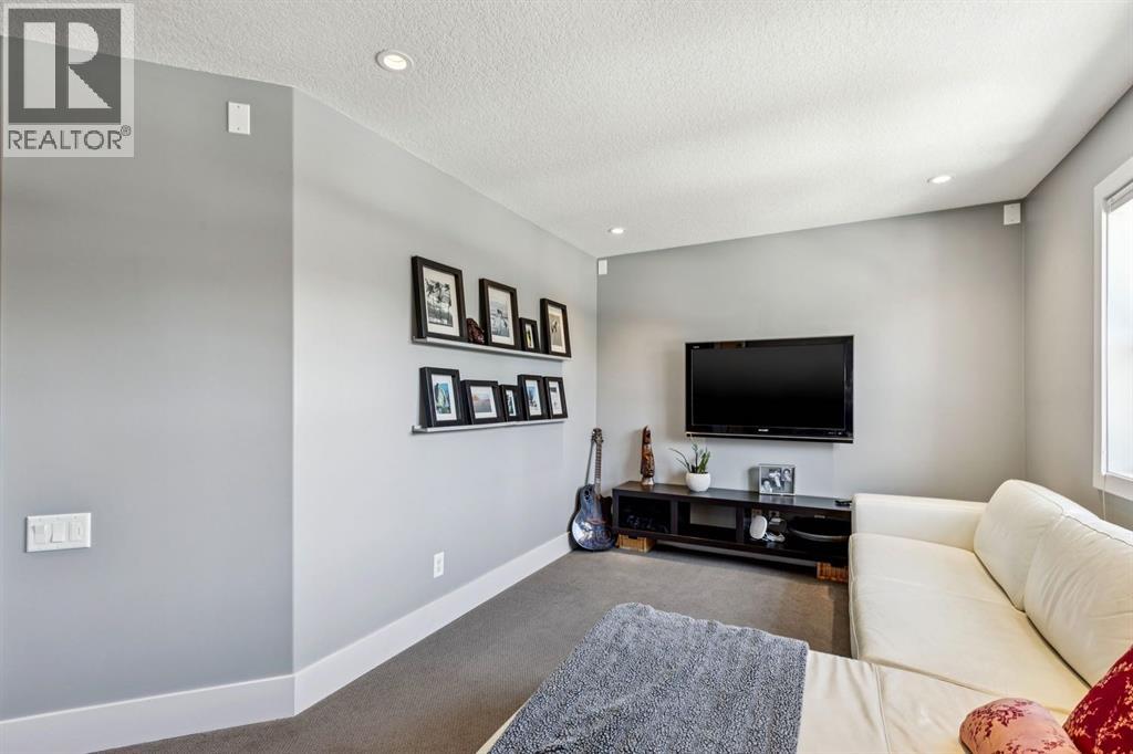 3043 28 Street Sw, Calgary, Alberta  T3E 2J4 - Photo 29 - A2289373