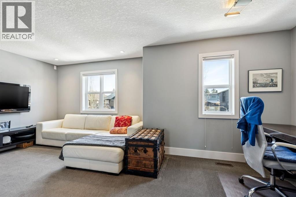 3043 28 Street Sw, Calgary, Alberta  T3E 2J4 - Photo 26 - A2289373