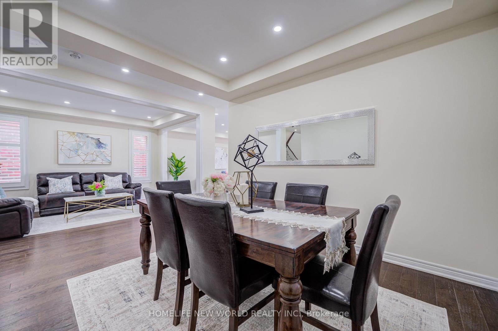 88 Roth Street, Aurora, Ontario  L4G 0W7 - Photo 23 - N12877202