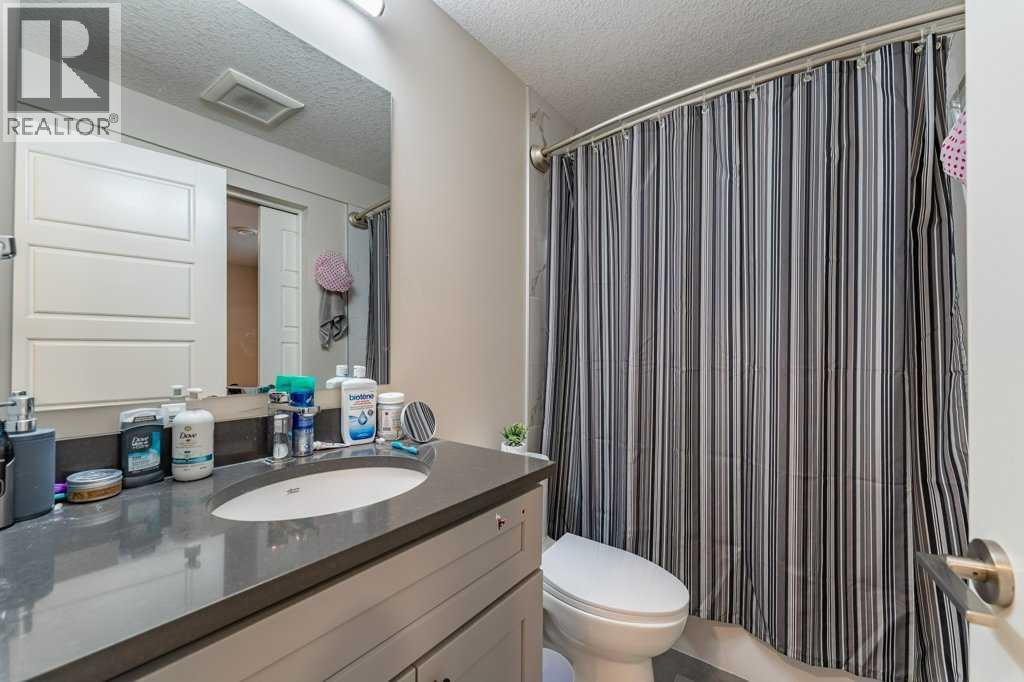 153 Waterford Boulevard, Chestermere, Alberta  T1X 2M9 - Photo 36 - A2293145