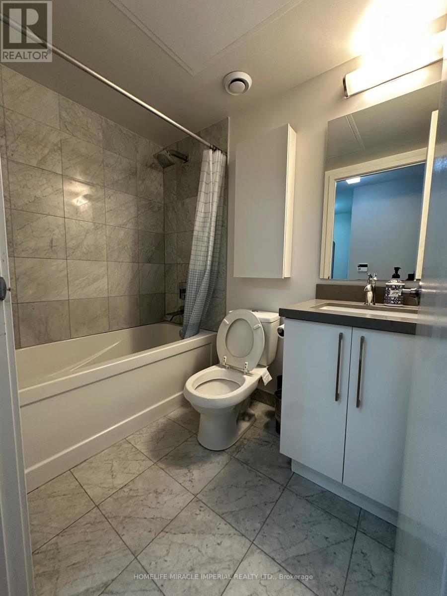 5510 - 14 York Street, Toronto, Ontario  M5J 0B1 - Photo 3 - C12878912