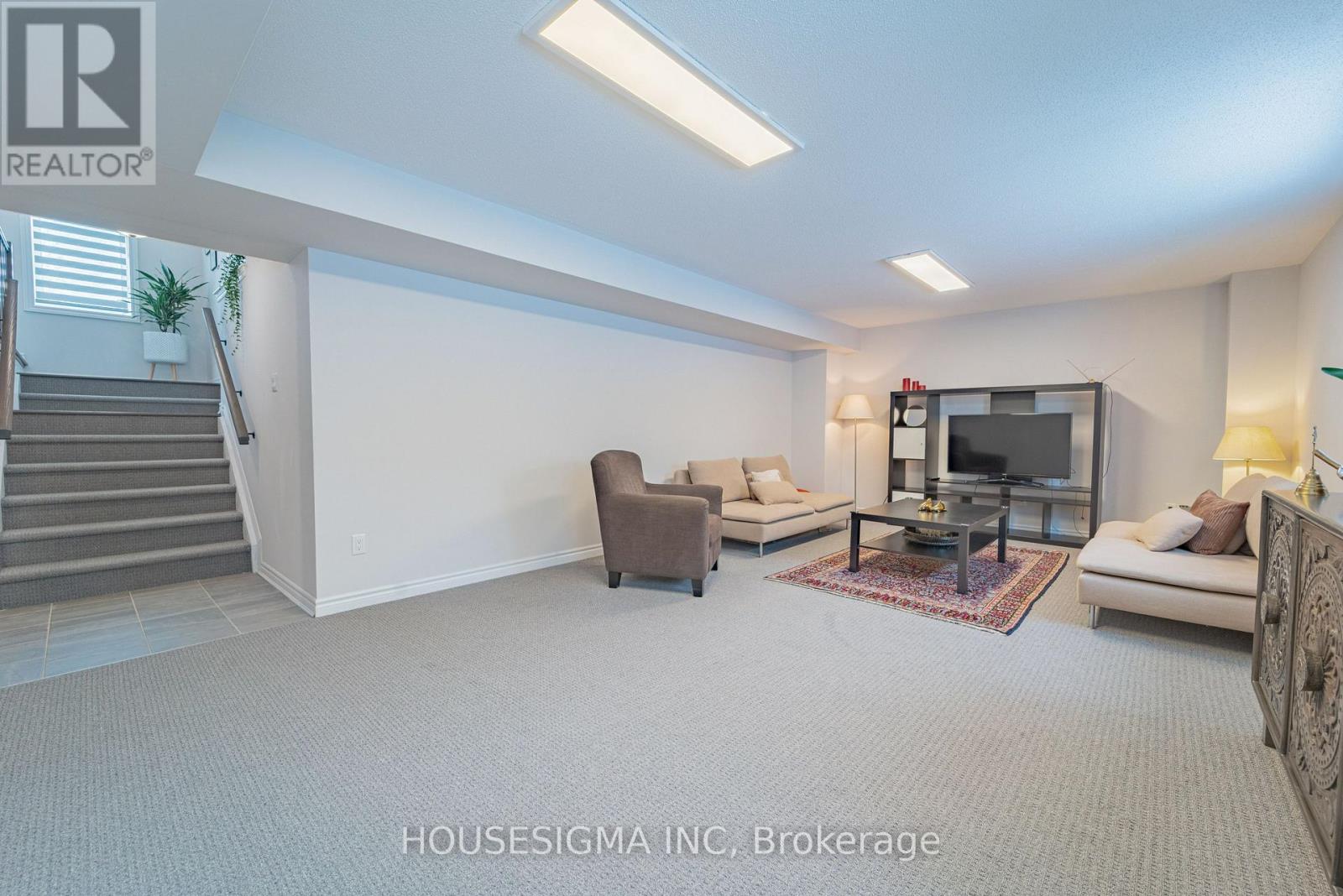 547 Ponthieu Circle, Ottawa, Ontario  K1W 0N5 - Photo 36 - X12811200