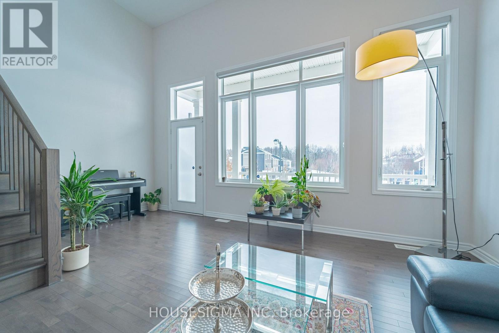 547 Ponthieu Circle, Ottawa, Ontario  K1W 0N5 - Photo 32 - X12811200