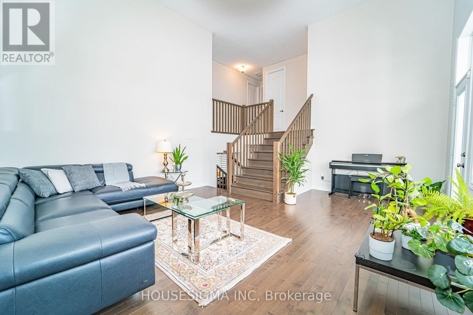 547 Ponthieu Circle, Ottawa, Ontario  K1W 0N5 - Photo 34 - X12811200