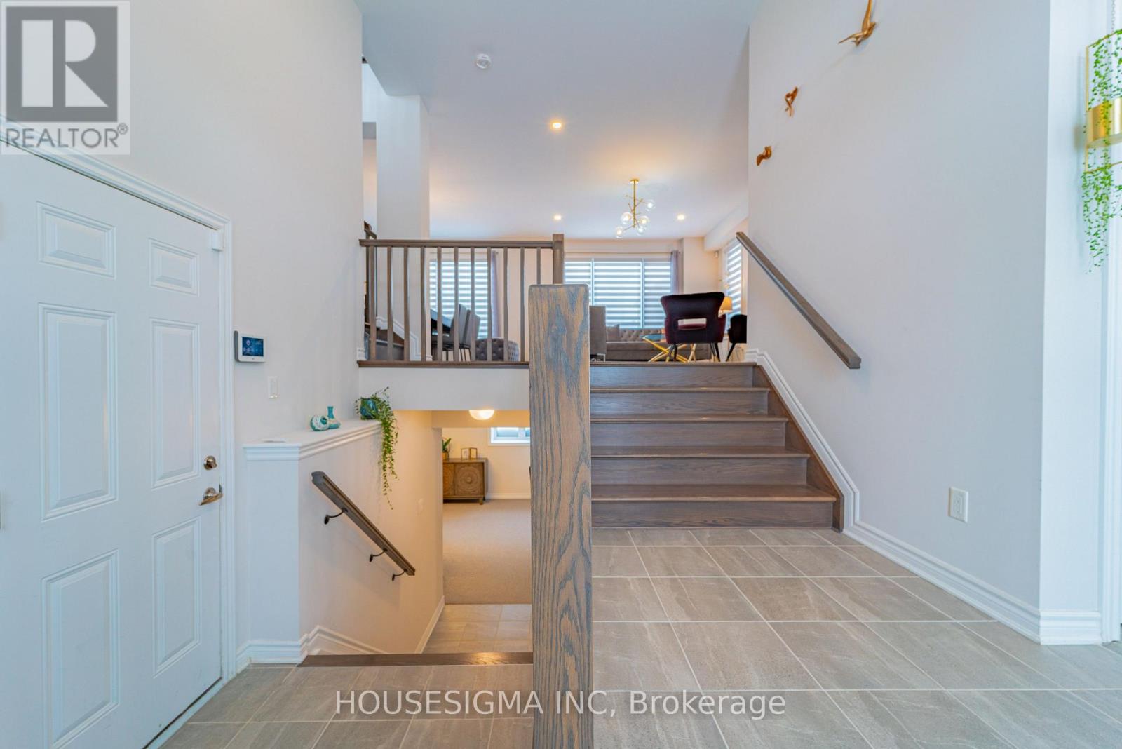 547 Ponthieu Circle, Ottawa, Ontario  K1W 0N5 - Photo 6 - X12811200