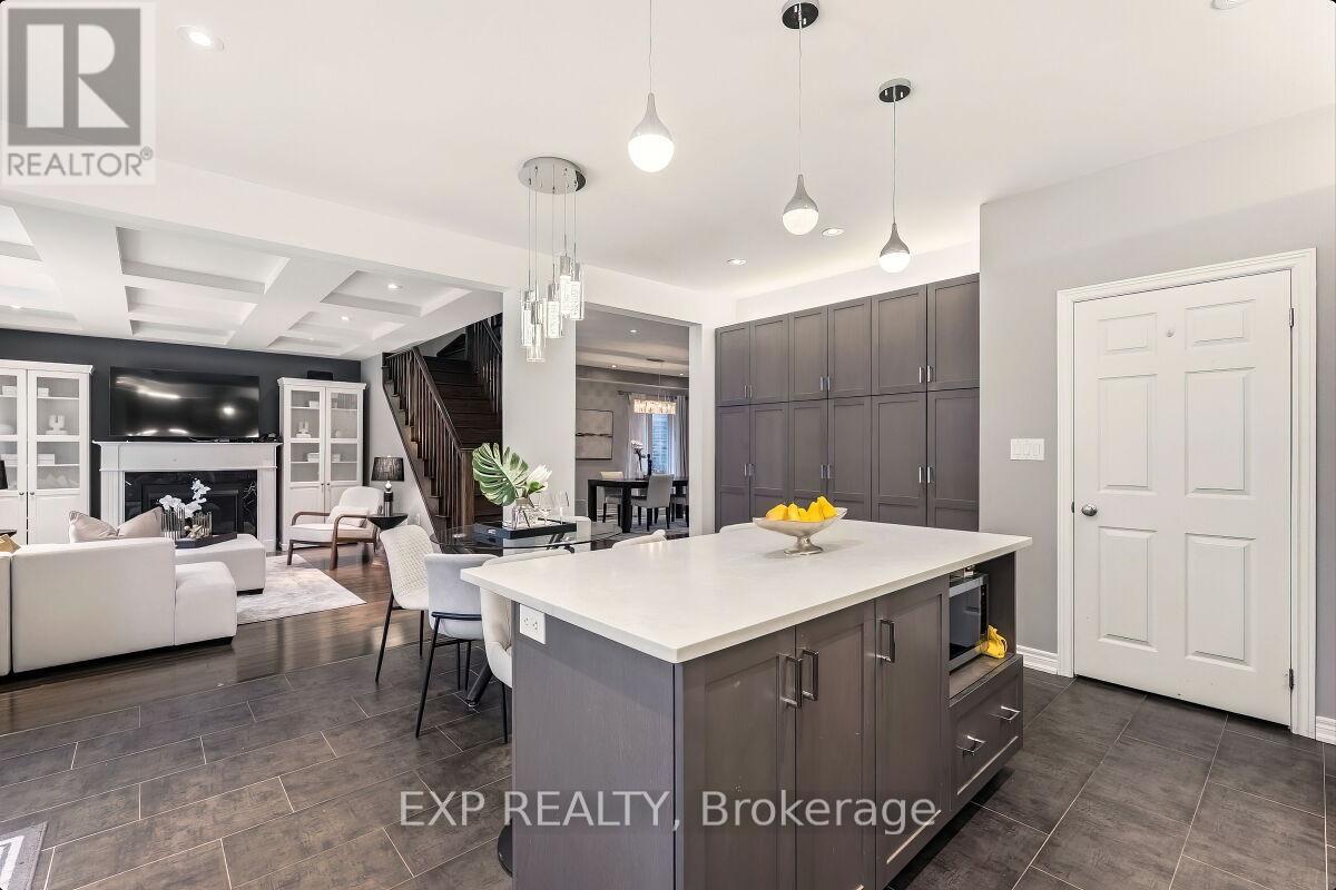 222 Blair Creek Drive, Kitchener, Ontario  N2P 0G2 - Photo 14 - X12856026