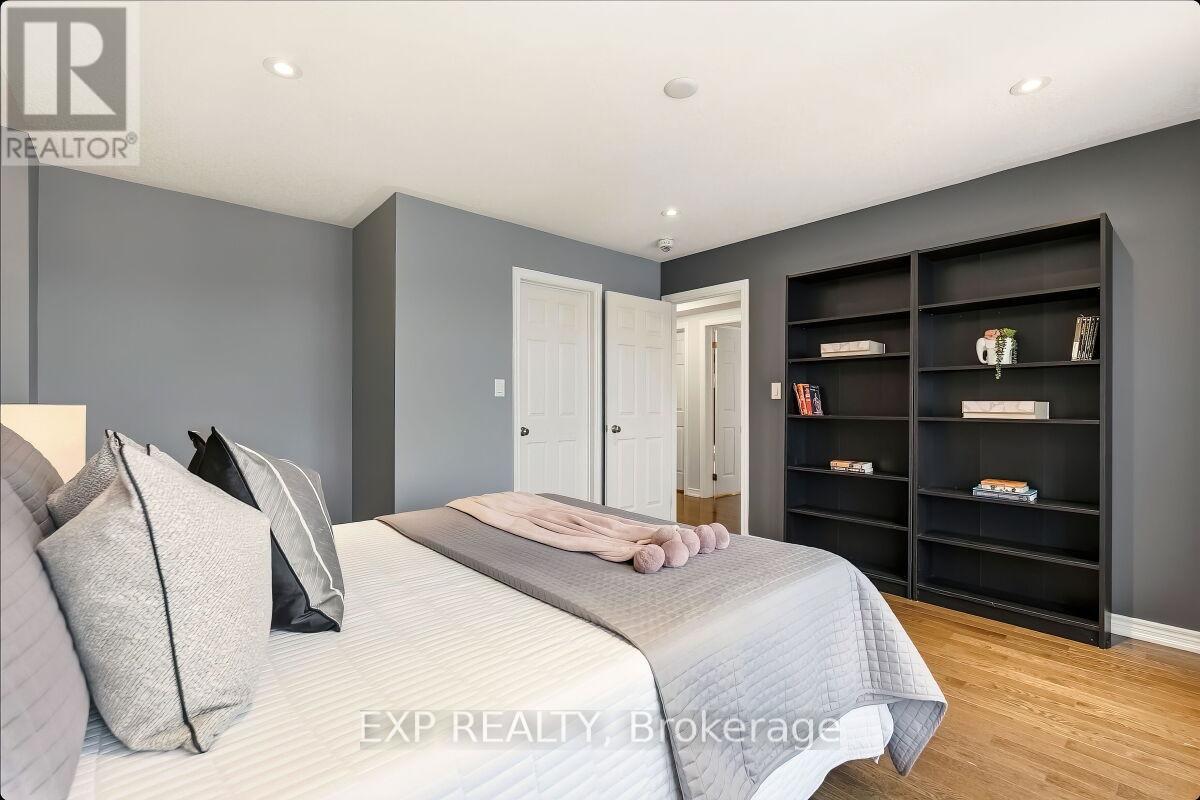 222 Blair Creek Drive, Kitchener, Ontario  N2P 0G2 - Photo 30 - X12856026