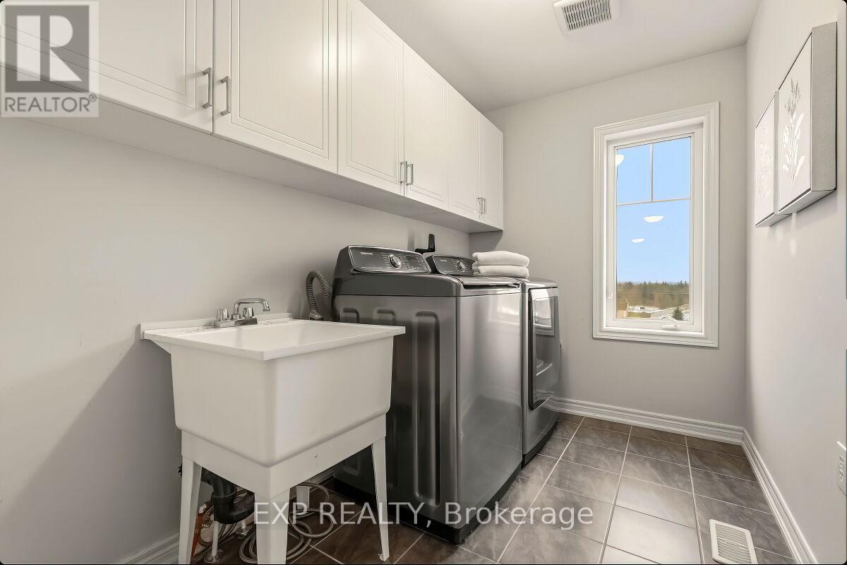 222 Blair Creek Drive, Kitchener, Ontario  N2P 0G2 - Photo 32 - X12856026