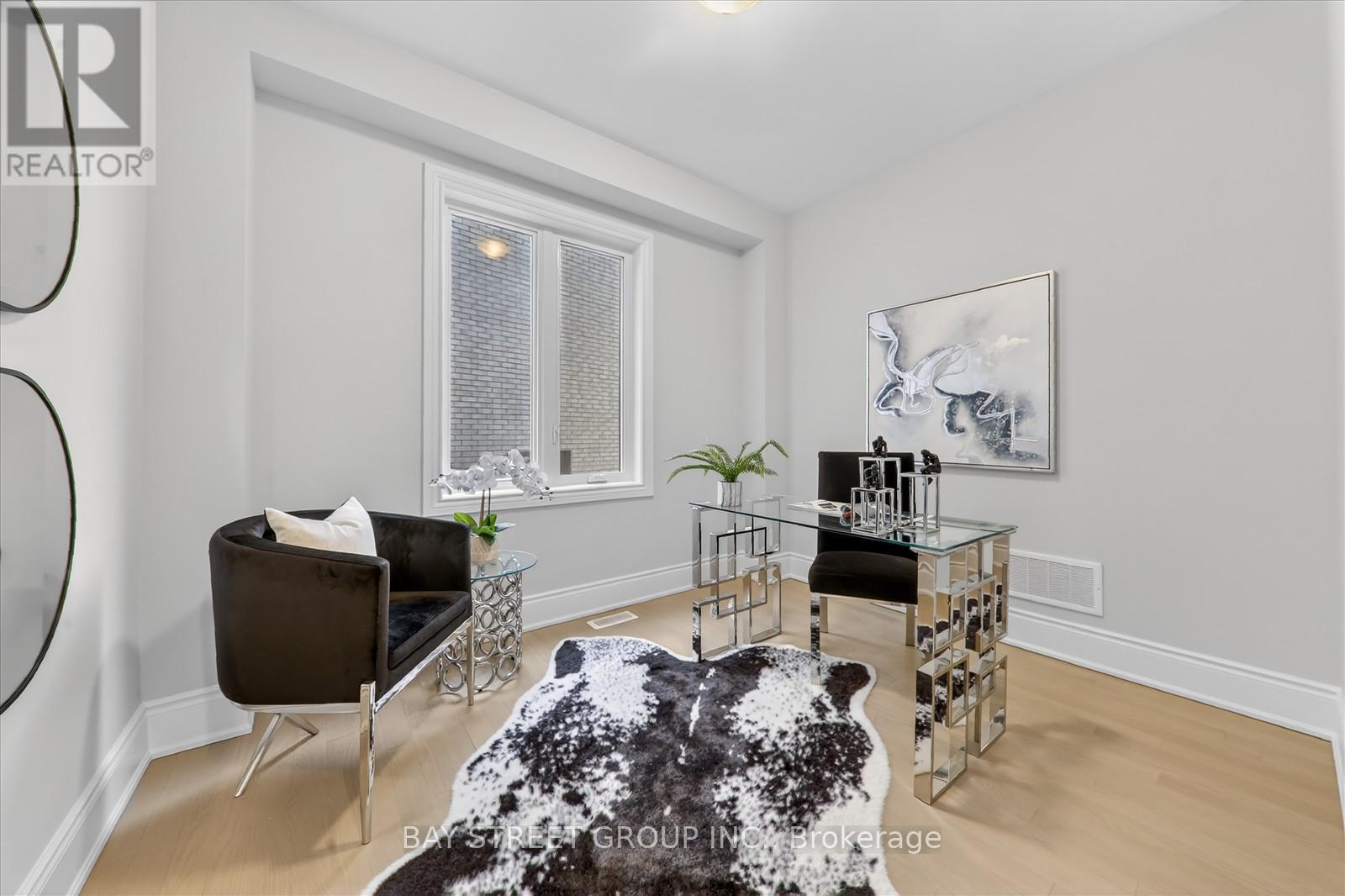 37 Meizhou Avenue, Markham, Ontario  L6C 3J6 - Photo 12 - N12878578