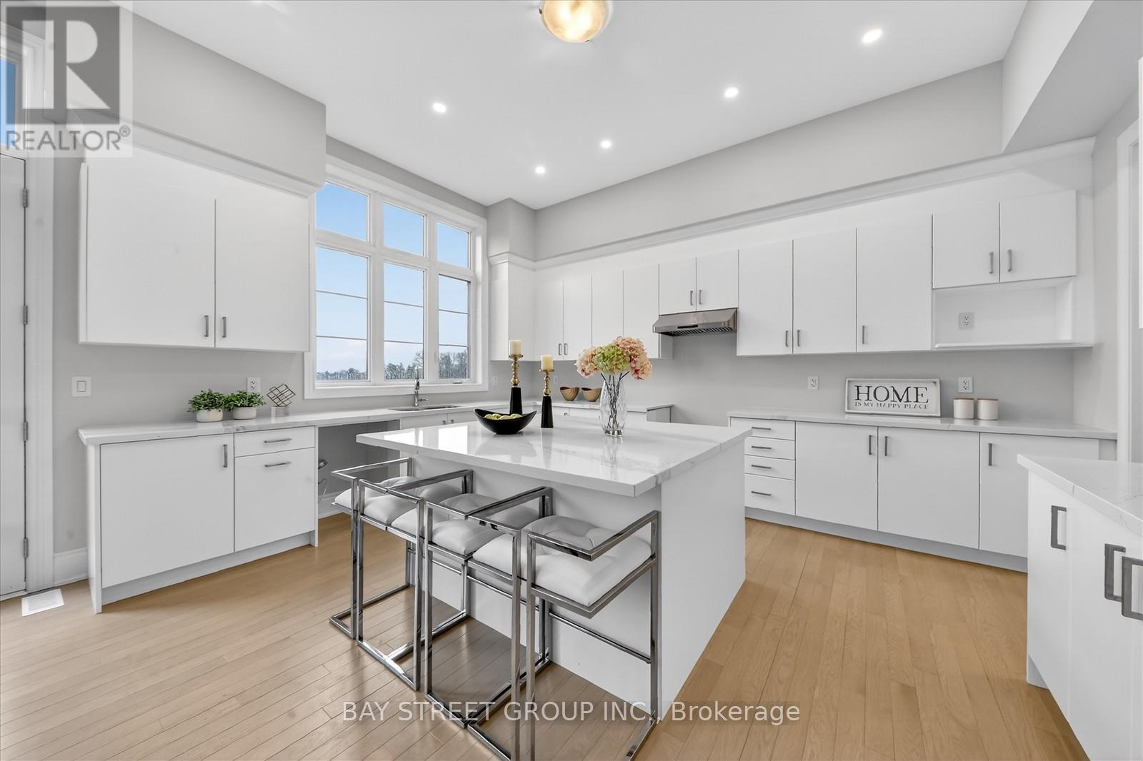 37 Meizhou Avenue, Markham, Ontario  L6C 3J6 - Photo 11 - N12878578