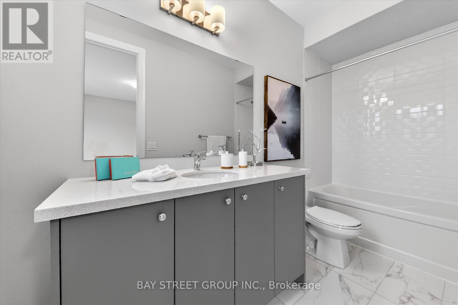 37 Meizhou Avenue, Markham, Ontario  L6C 3J6 - Photo 30 - N12878578