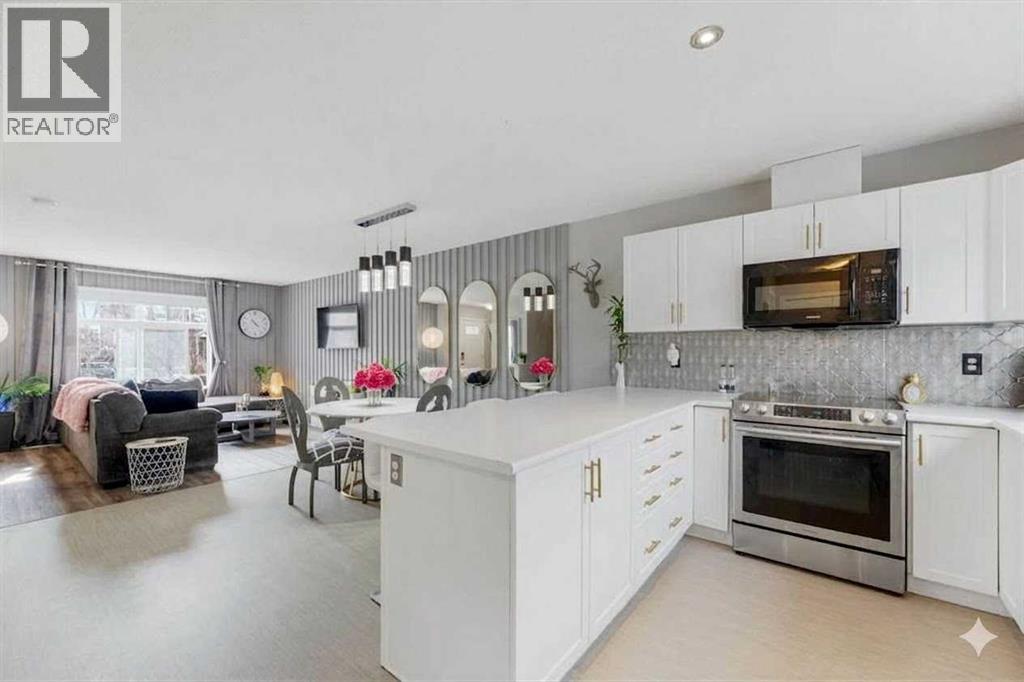 71 Sunset Road, Cochrane, Alberta  T4C 0H4 - Photo 4 - A2292861