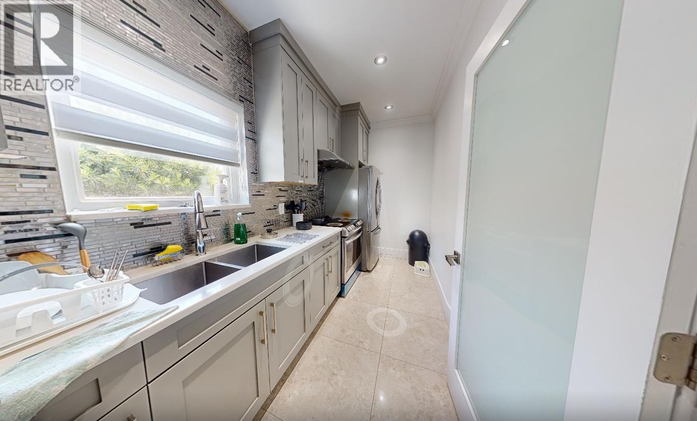 Listing Picture 8 of 9 : 6378 NEVILLE STREET, Burnaby / 本拿比 - 魯藝地產 Yvonne Lu Group - MLS Medallion Club Member