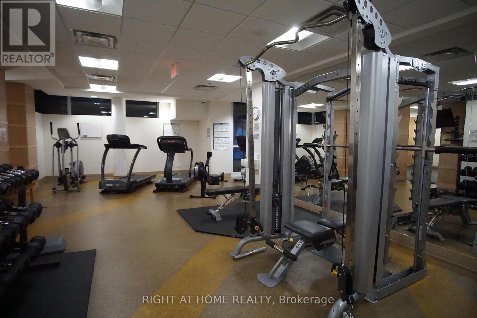 Lph01 - 1055 Southdown Road, Mississauga, Ontario  L5J 0A3 - Photo 13 - W12878902