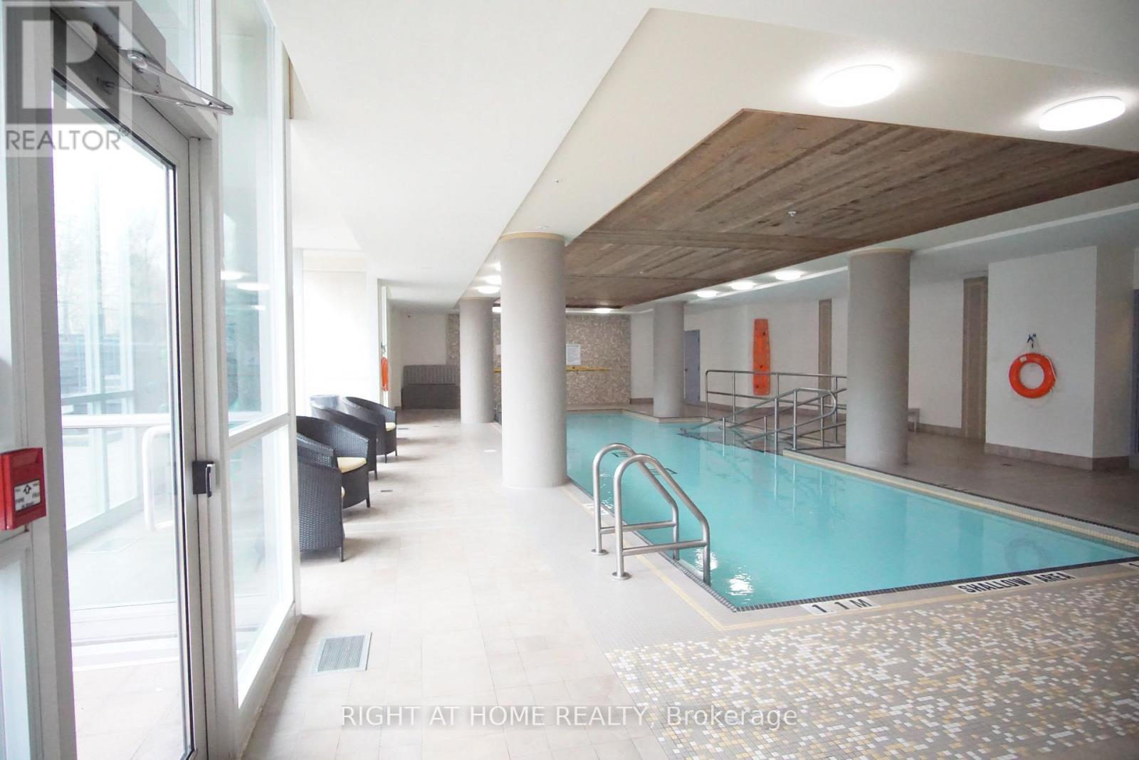 Lph01 - 1055 Southdown Road, Mississauga, Ontario  L5J 0A3 - Photo 15 - W12878902