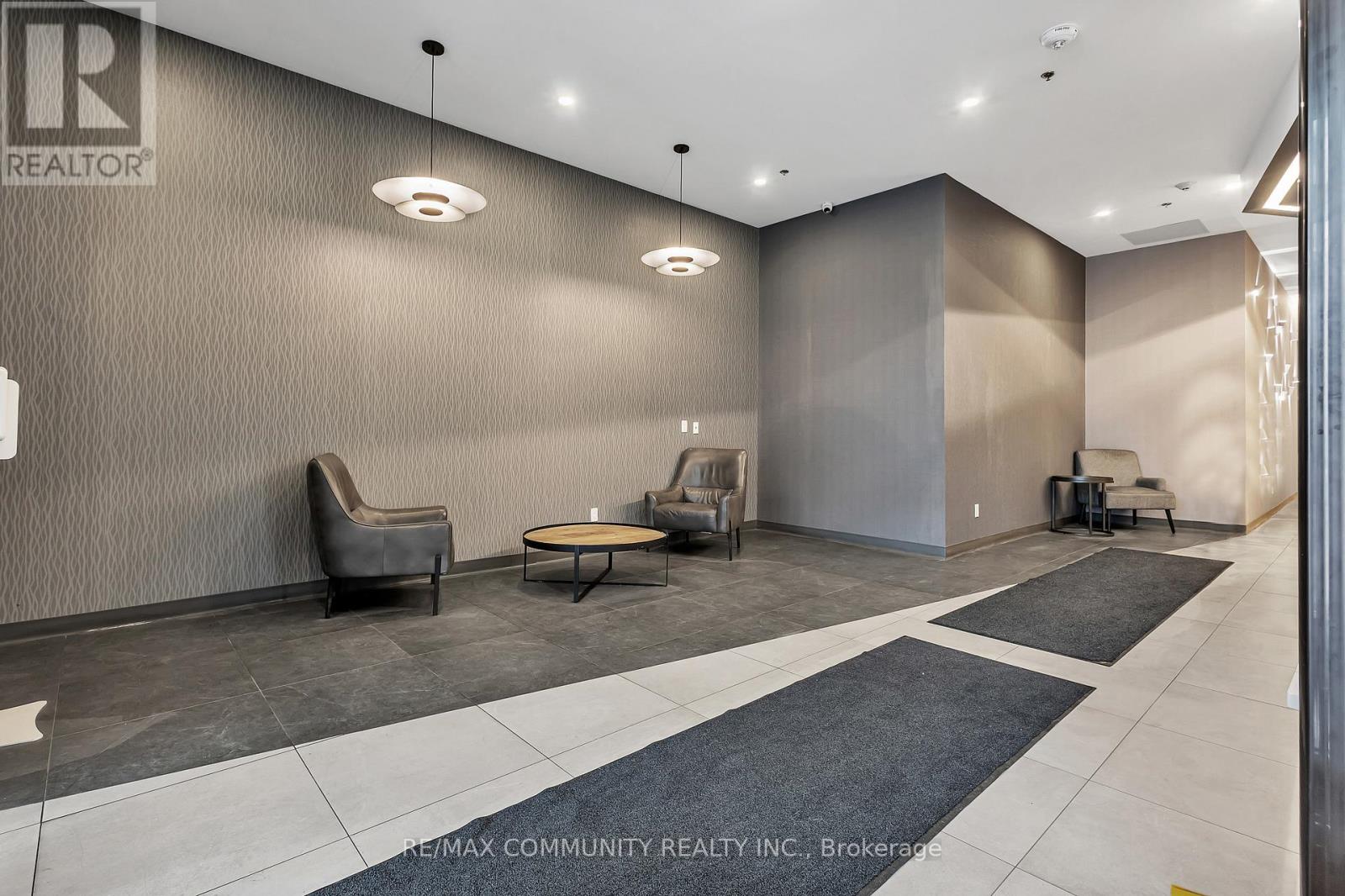 60 Frederick Street, Kitchener, Ontario  N2H 0C7 - Photo 5 - X12878908