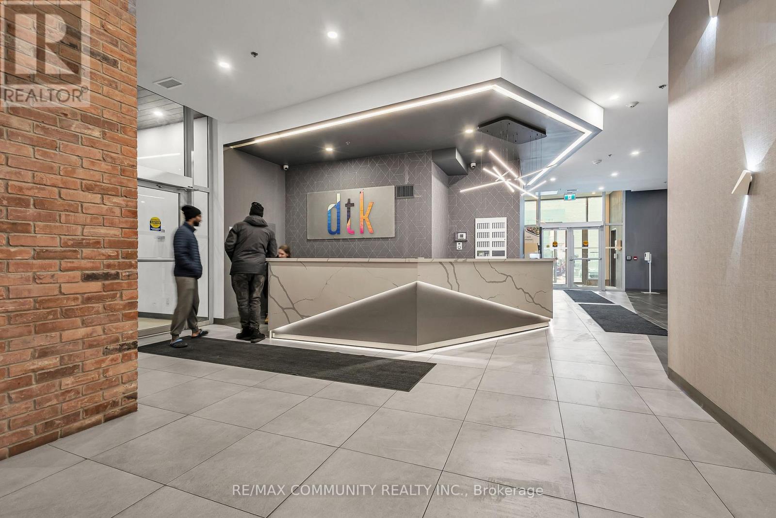 60 Frederick Street, Kitchener, Ontario  N2H 0C7 - Photo 6 - X12878908