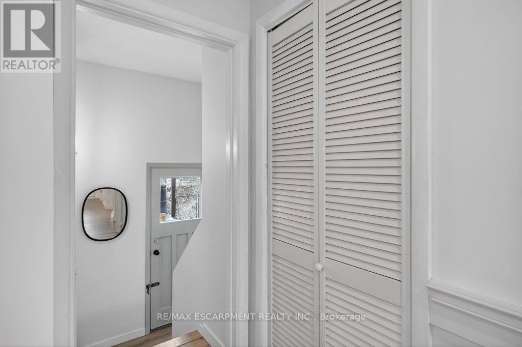 31 Dunning Court, Hamilton, Ontario  L9H 4K8 - Photo 26 - X12878916