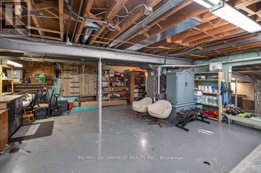 31 Dunning Court, Hamilton, Ontario  L9H 4K8 - Photo 35 - X12878916