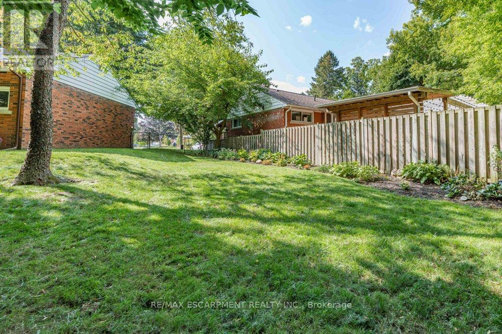 31 Dunning Court, Hamilton, Ontario  L9H 4K8 - Photo 44 - X12878916