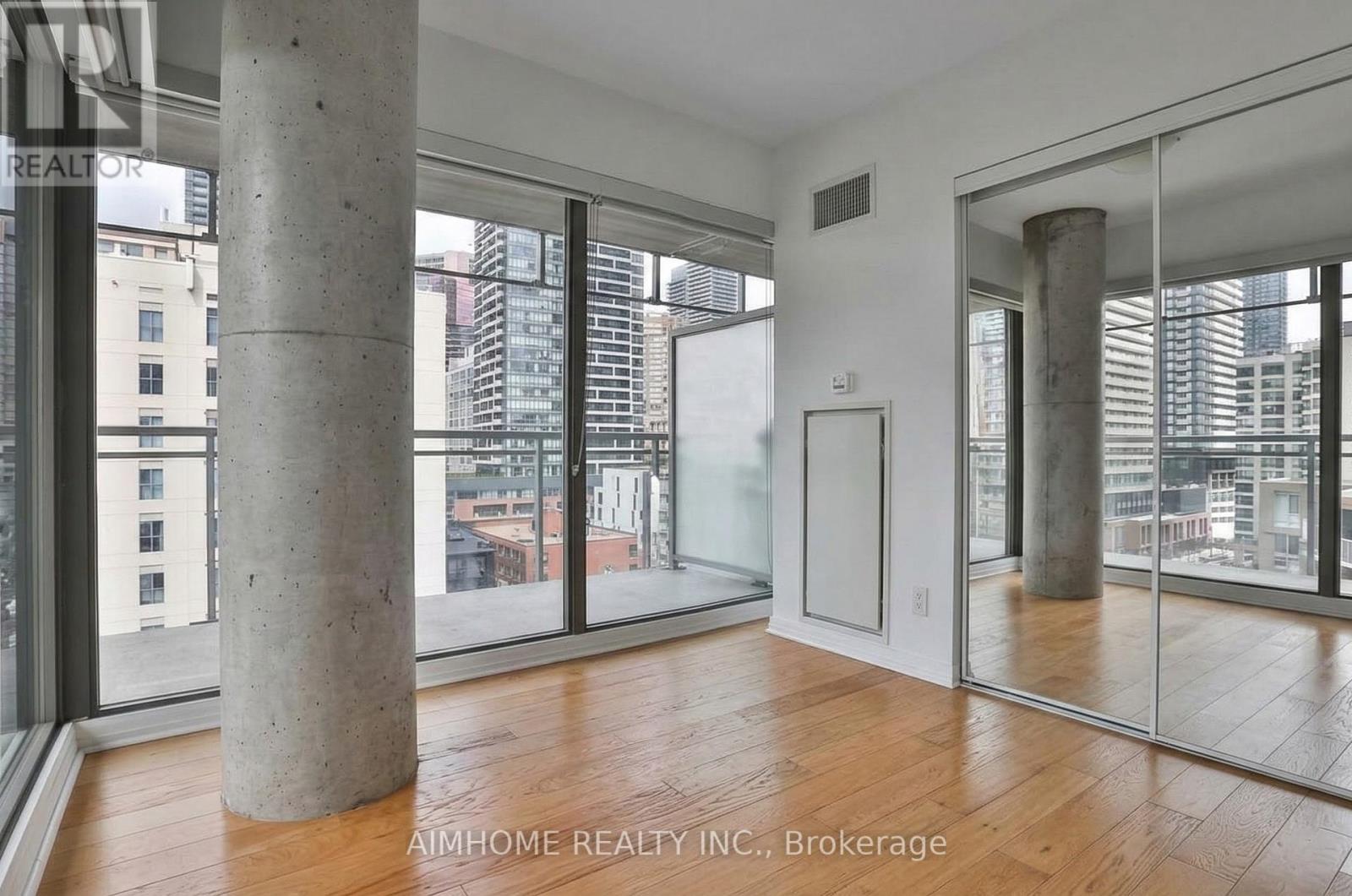 1003 - 22 Wellesley Street E, Toronto, Ontario  M4Y 1G3 - Photo 3 - C12859936