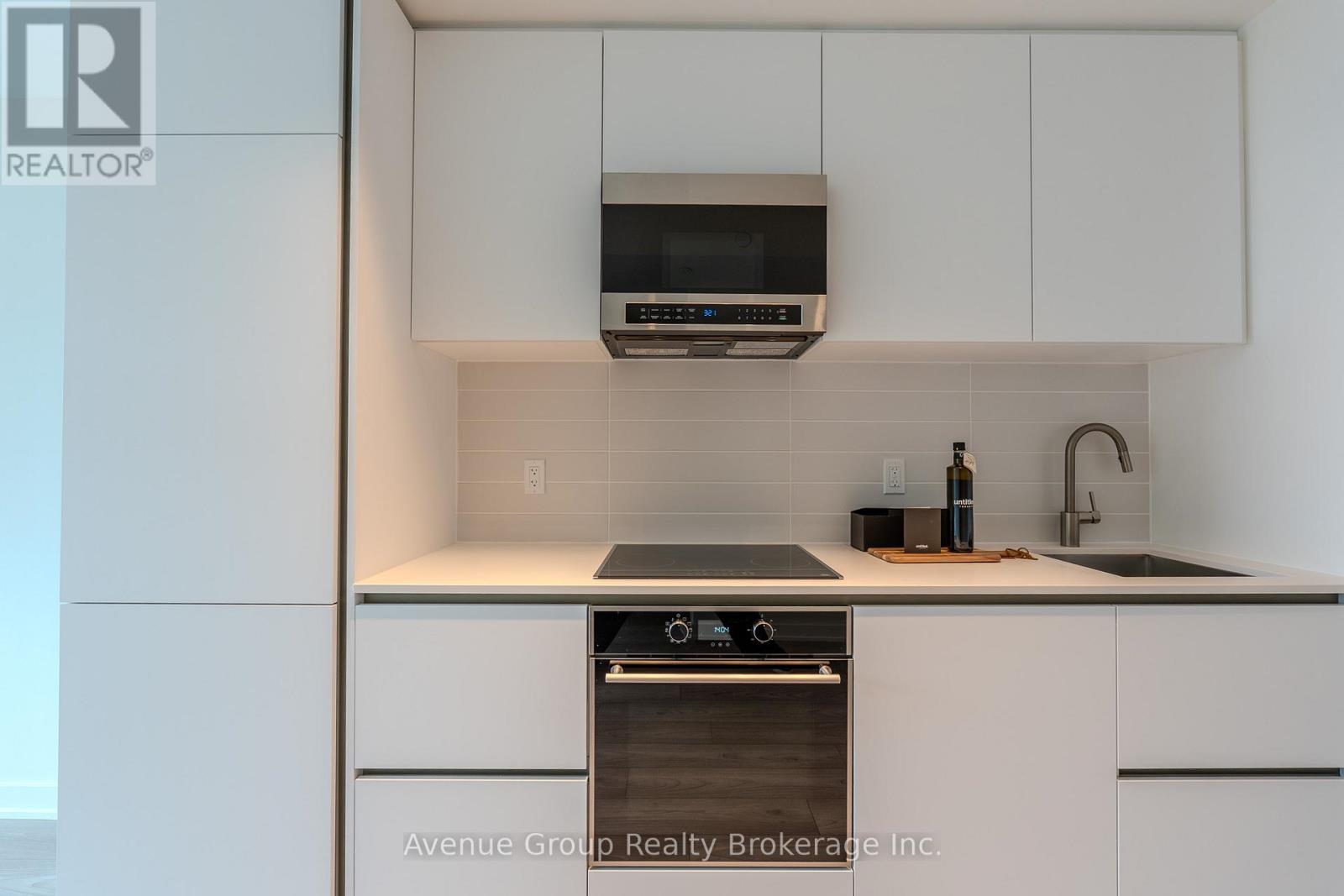 2902s - 110 Broadway Avenue, Toronto, Ontario  M4P 1V7 - Photo 7 - C12875188