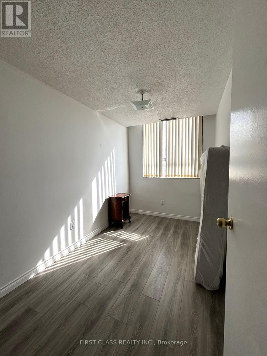 1412 - 10 Stonehill Court, Toronto, Ontario  M1W 2X8 - Photo 8 - E12878922