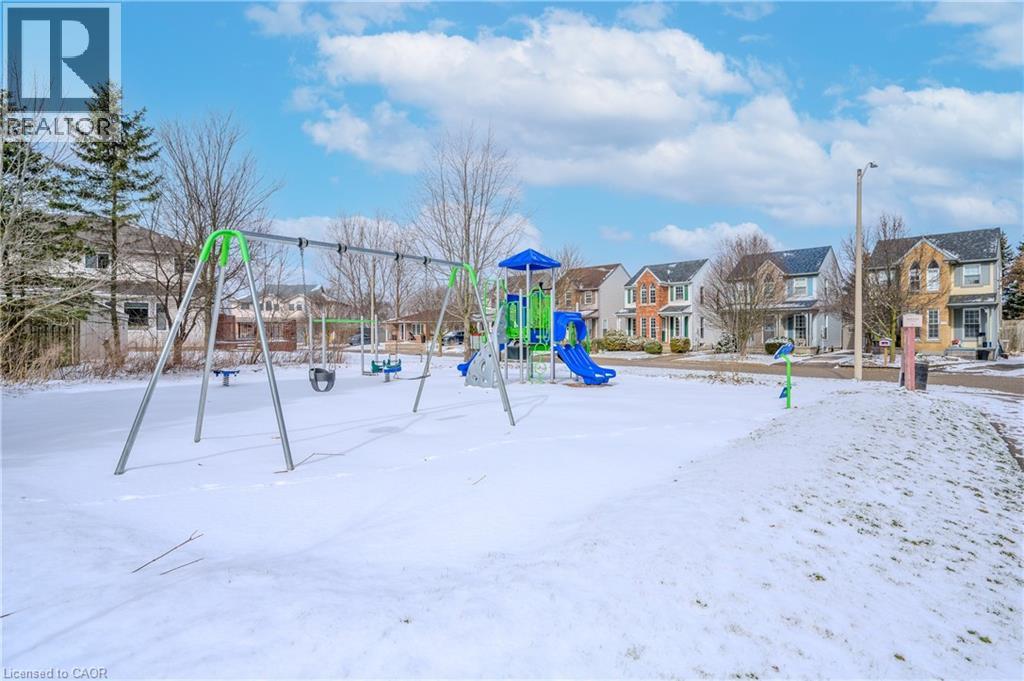 707 Jacob Lane, Waterloo, Ontario  N2V 2A7 - Photo 37 - 40811997