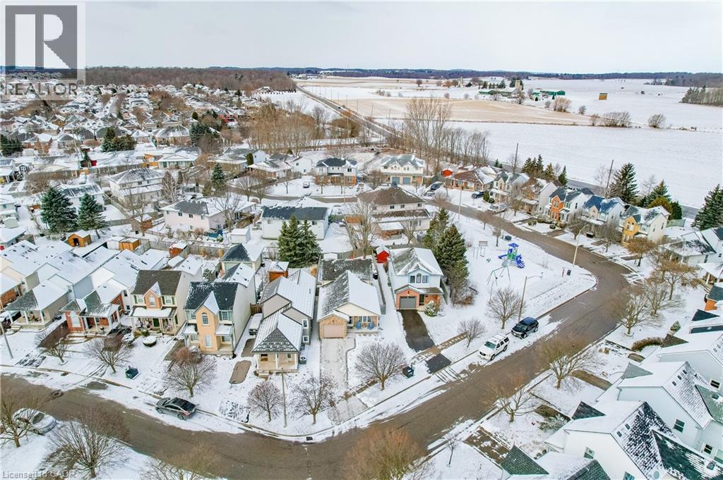 707 Jacob Lane, Waterloo, Ontario  N2V 2A7 - Photo 38 - 40811997