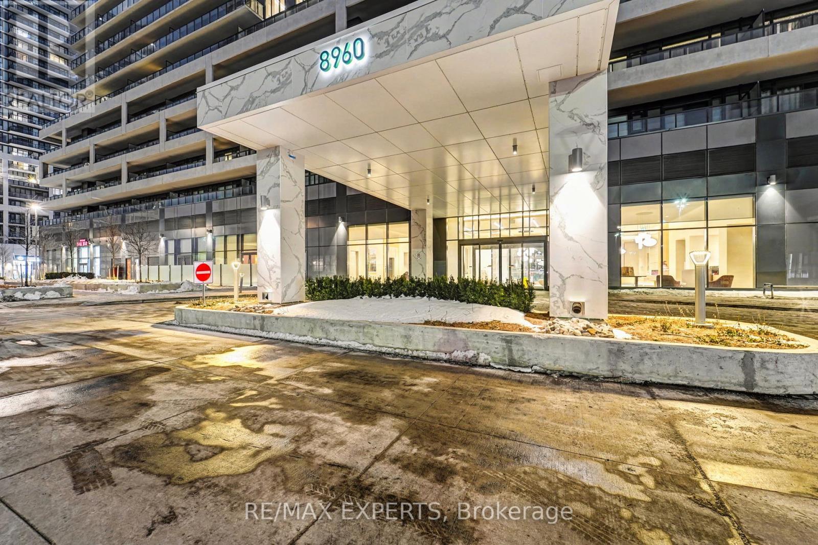 421 - 8960 Jane Street, Vaughan, Ontario  L4K 2M9 - Photo 2 - N12878934