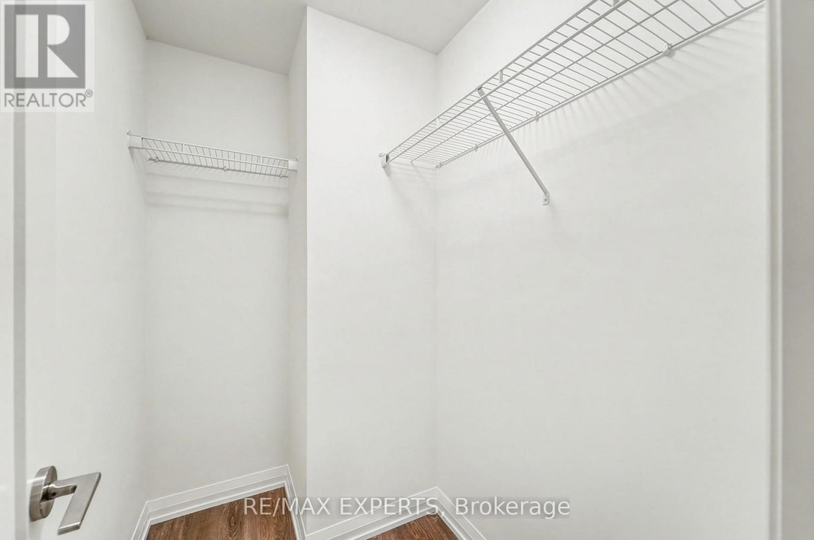 421 - 8960 Jane Street, Vaughan, Ontario  L4K 2M9 - Photo 8 - N12878934