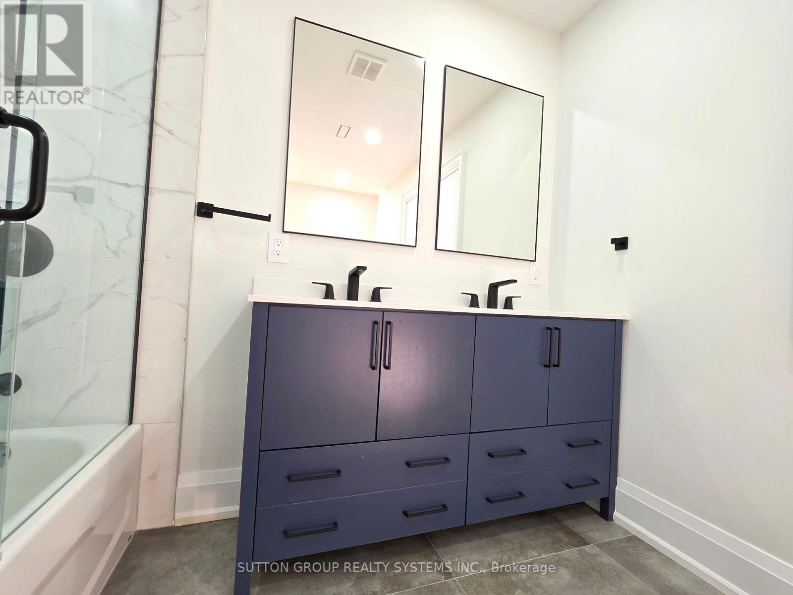 7701 Doner Drive, Severn, Ontario  L0K 2B0 - Photo 16 - S12878940